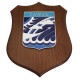 CREST IN METALLO SMALTATO BASE LEGNO CL3 22,50 X 17,50 CM CNMCA