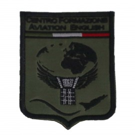 TOPPA DISTINTIVO BASSA VISIBILITA RICAMATA CON VELCRO 90X70 MM CENTRO FORMAZIONE AVIATION ENGLISH